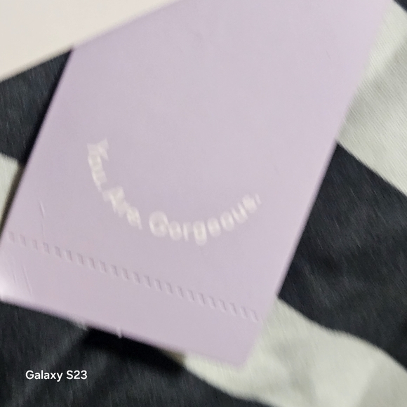 JOYSPUN NwT Gray Cami - Picture 8 of 9